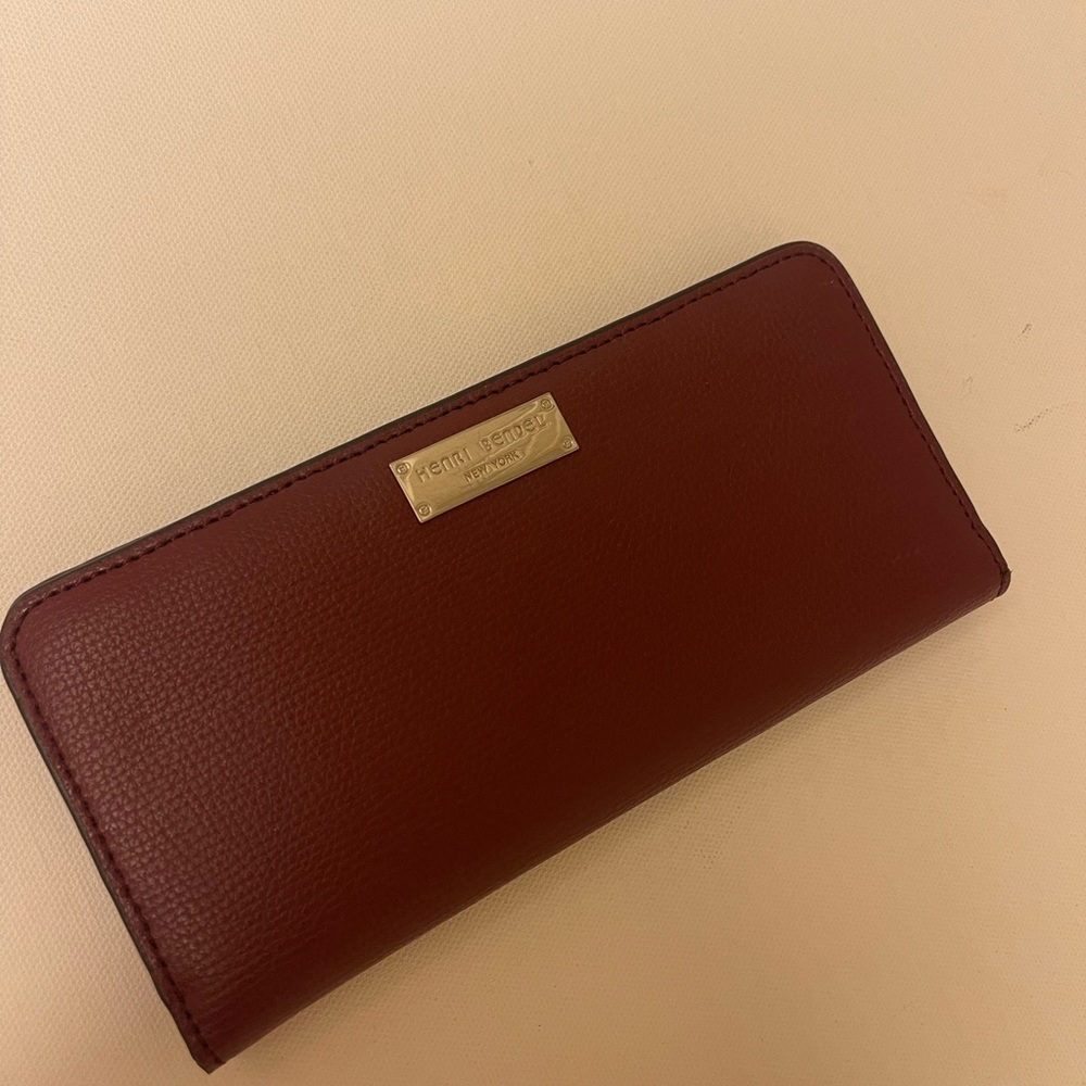 Henri Bendel genuine leather wallet